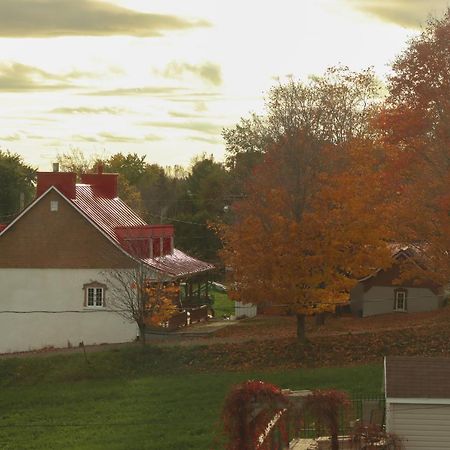 Bed & Breakfast, Gite La Princesse Des Champs Boischatel Exterior photo