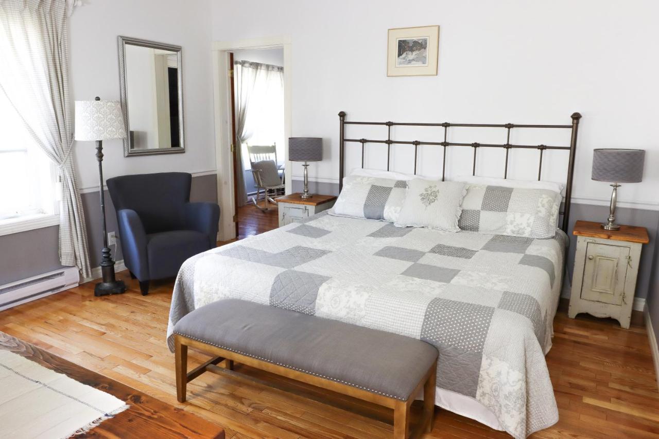 Bed & Breakfast, Gite La Princesse Des Champs Boischatel Exterior photo