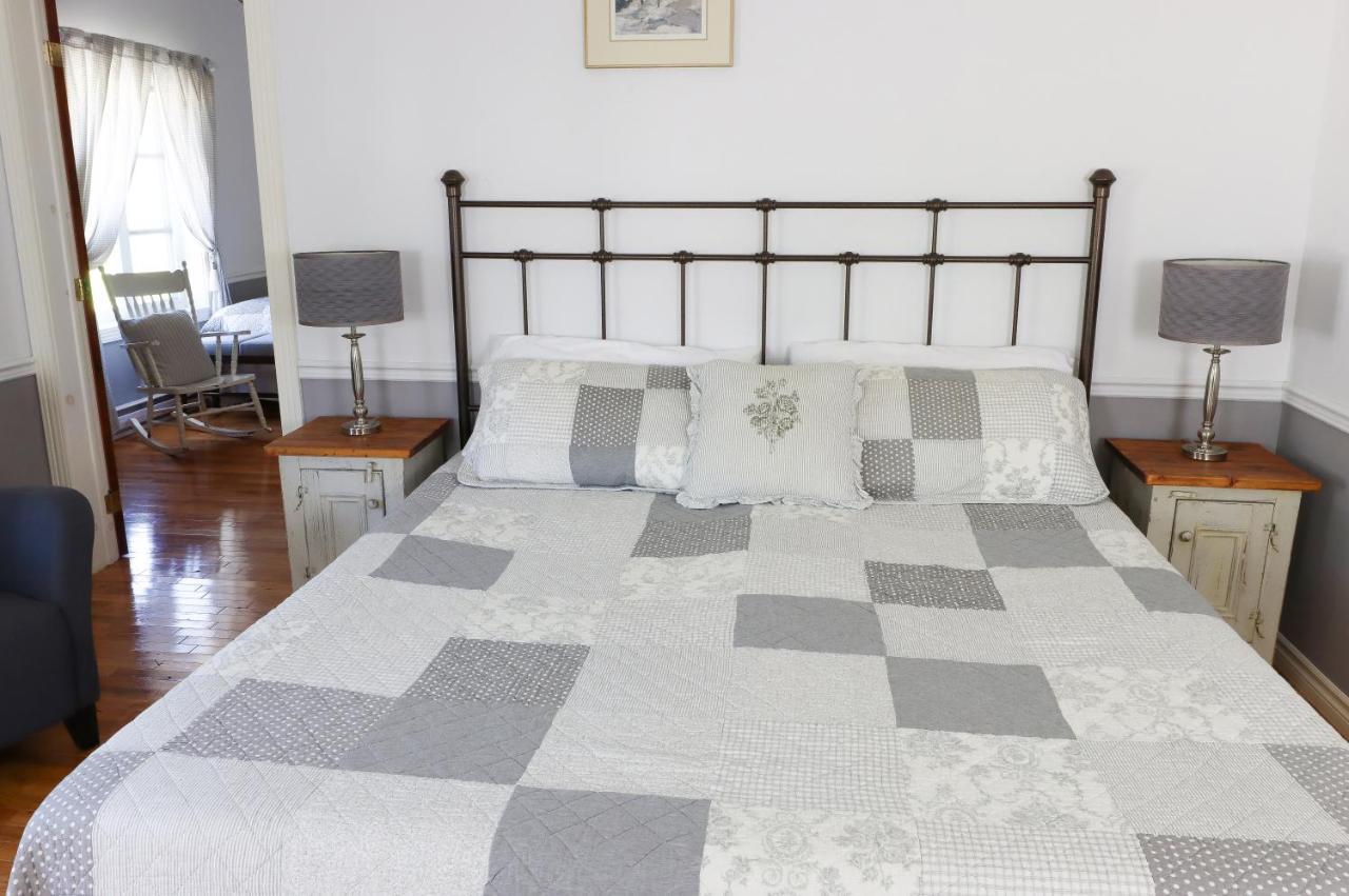 Bed & Breakfast, Gite La Princesse Des Champs Boischatel Exterior photo